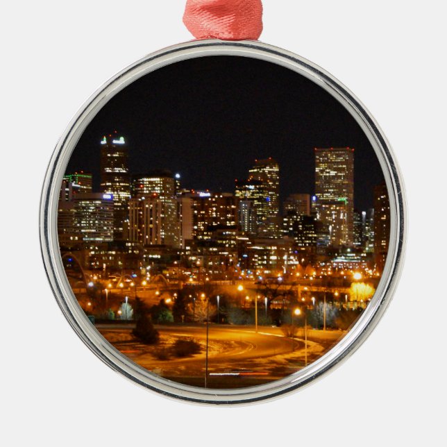 Ornamento De Metal Denver na noite (Frente)