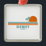 Ornamento De Metal Dewey Beach Delaware Sun Palm Trees<br><div class="desc">Abençoada com praias oceânicas de um lado e uma baía larga do outro, Dewey Beach é perfeitamente adequada a aqueles viajantes aventureiros cuja ideia de diversão é a corrida de jato-ski ou um jogo de vôlei na praia. Outros passam os seus dias a divertir-se com esportes aquáticos, incluindo barcos, parasitismo,...</div>
