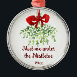 Ornamento De Metal Divertido Encontro Romântico sob o Natal de uma ci<br><div class="desc">Diversão Romântica Em Arte Por Aquarela De Natal</div>
