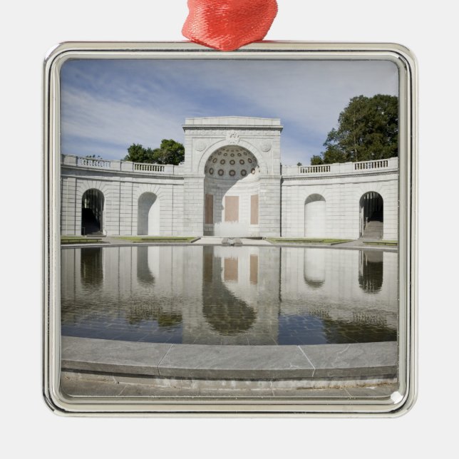 Ornamento De Metal E.U., VA, Arlington. Mulheres no serviço militar (Frente)