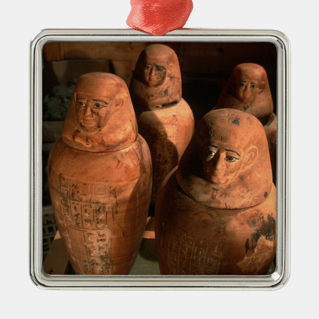 Ornamento De Metal Egito, 26.ª dinastia Canopic jars encontrada em Ab (Frente)