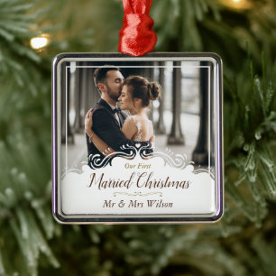 Ornamento De Metal Elegante Nosso Primeiro Natal de Casados com Uma F