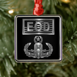ORNAMENTO DE METAL EOD