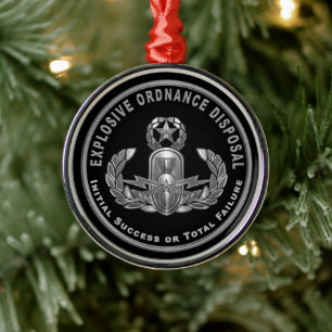 ORNAMENTO DE METAL EOD