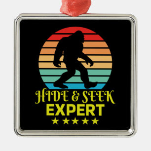 Ornamento De Metal Especialista em Esconde-Esconde Bigfoot Engraçado
