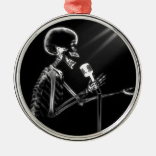 Ornamento De Metal Esqueleto de visão de raios X B&W Cantando no mic