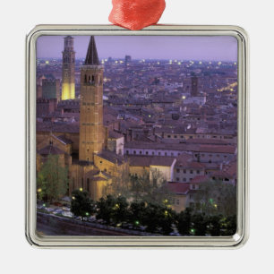 Ornamento De Metal Europa, Itália, Veneto, Verona. Vista do Castel