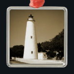 Ornamento De Metal Farol Ocracoke<br><div class="desc">Farol Ocracoke</div>