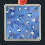 Ornamento De Metal Feliz Hanukkah Falling Star e Dreidels<br><div class="desc">Você está vendo a Coleção de Design Lee Hiller. Roupa,  Ofertas e Coleções Lee Hiller Fotografia ou Coleção de Arte Digital. Você pode ver sua fotografia da Nature em http://HikeOurPlanet.com/ e seguir seu blog de caminhada no Hot Primavera National Park.</div>