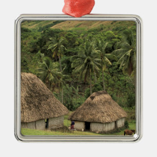 Ornamento De Metal Fiji, Viti Levu, Navala, Tradicional Bure houses