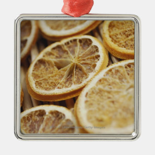 Ornamento De Metal Fim-acima de fatias secadas de limão