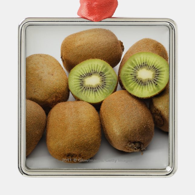 Ornamento De Metal Fim-acima de frutas de quivi (Frente)