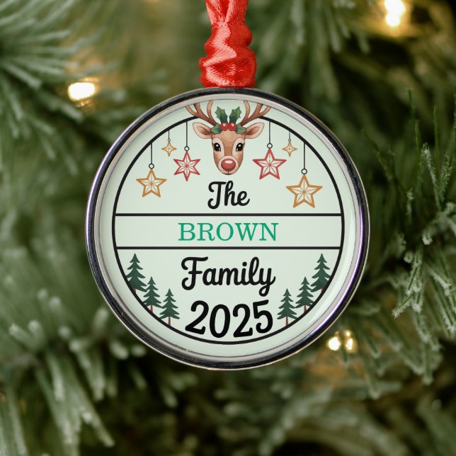 Ornamento De Metal Fir Trees Stars Family Name 2025 Christmas (Árvore)