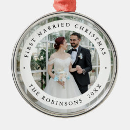 Ornamento De Metal First Married Christmas Photo Modern Keepsake