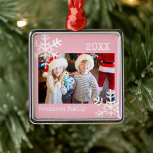 Ornamento De Metal Flocos de neve cor-de-rosa personalizados
