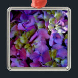 Ornamento De Metal Flores magenta púrpura amarelas Hydrangas<br><div class="desc">Hidrópias roxas muito bonito com um toque de dedos e amarelos. Perfeito para primavera, verão ou eventos de outono. Lindas hagens púrpuras para ocasiões de campo, boho, jardim e tema floral. Para começar a alterar nomes e detalhes do evento, clique em "Personalizar este modelo" e edite o texto nas caixas...</div>