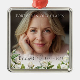 Ornamento De Metal Forever In Our Hearts White Roses Remembrance