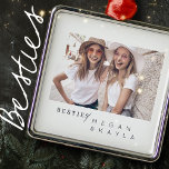 Ornamento De Metal Foto BFF dos melhores amigos minimalistas modernos<br><div class="desc">Design é composto por tipografia divertida e divertida com fontes sans serif e serif. Adicionar uma foto personalizada.</div>