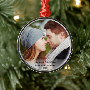 Ornamento De Metal Foto personalizada do Newlywed nosso primeiro