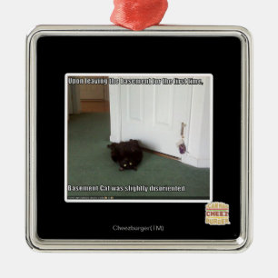 Ornamento De Metal Gato de porão, ligeiramente desorientado