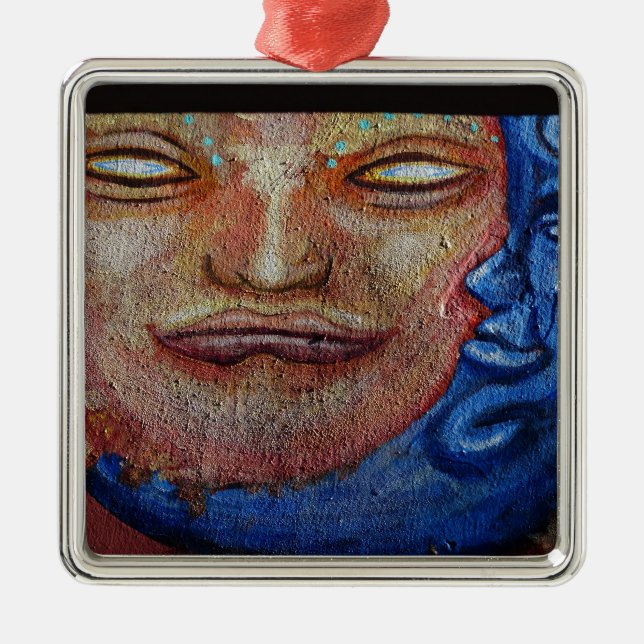 Ornamento De Metal Grafite de face solar e lua (Frente)