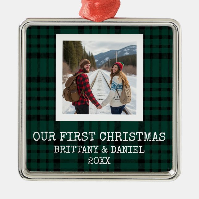 Ornamento De Metal Green Plaid Our First Christmas (Frente)