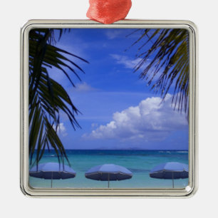 Ornamento De Metal guarda-chuvas na praia, St. Maarten, Caribe