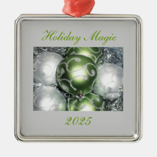 Ornamento De Metal 'Holiday Magic' 2025 Ornament