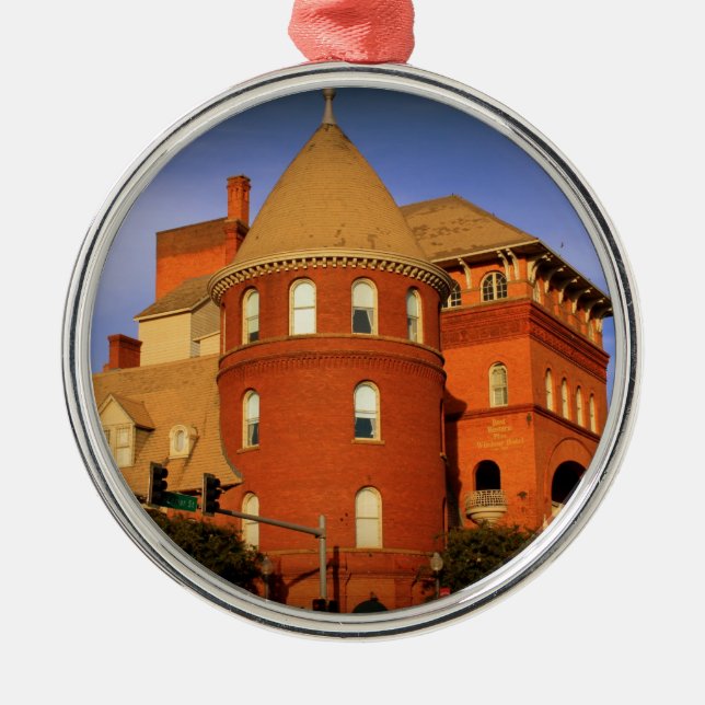 ORNAMENTO DE METAL HOTEL DE WINDSOR, AMERICUS, GA (Frente)