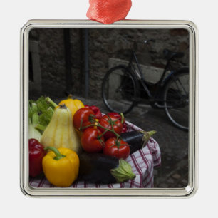 Ornamento De Metal Itália, Província de Brescia, Gargnano. Mesa com