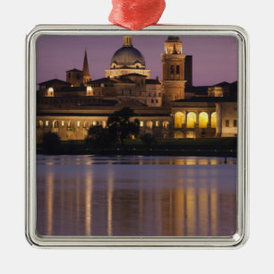 Ornamento De Metal Itália, Província de Mantua, Mantua. Vista da cida