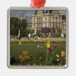 Ornamento De Metal Jardim das Tulherias, Louvre, Paris, França