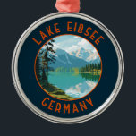 Ornamento De Metal Lago Eibsee Alemanha Circular Retrovisível<br><div class="desc">Design de arte vetorial do lago Eibsee. Está na base norte da Zugspitze,  a montanha mais alta da Alemanha.</div>
