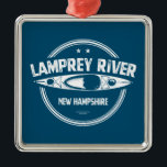 Ornamento De Metal Lamprey River New Hampshire Kayaking<br><div class="desc">O rio Lamprey começa nas montanhas Saddleback em Northwood,  New Hampshire e desagua na Baía de Excelentes. Este rio especial é rico em mexilhões de águas frescas e tem a maior quantidade de peixe anadromado na Baía de Excelente.</div>