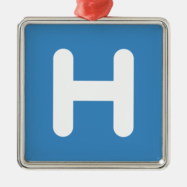 Ornamento De Metal Letter H Emoji Twitter (Frente)