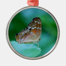 Ornamento De Metal Linda Borboleta Danaus Plexippus em Folha.