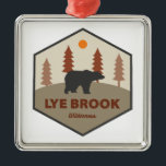 Ornamento De Metal Lye Brook Wilderness Vermont Bear<br><div class="desc">Lye Brook Wilderness in southern Vermont is a forested high plateau in Green Mountain National Forest that offers hiking and backpacking on trails like the Lye Brook and Branch Pond trails to features such as Lye Brook Falls and remote ponds for quiet outdoor recreation.</div>