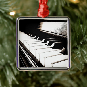 Ornamento De Metal Macro Chaves Piano