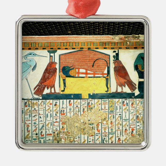 Ornamento De Metal Mamã em uma cama fúnebre com várias divindades (Frente)