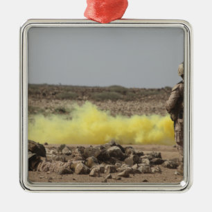 Ornamento De Metal Marines dão segurança