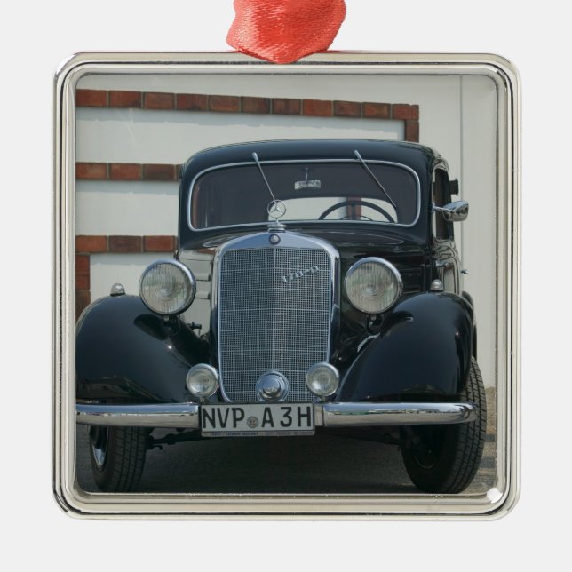 Ornamento De Metal mercedes antigo (Frente)
