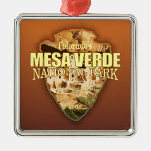 Ornamento De Metal Mesa Verde NP (seta)