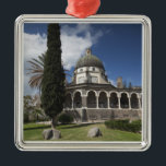 Ornamento De Metal Monte das Bem-Aventuranças<br><div class="desc">Walter Bibikow\\COPYRIGHT Walter Bibikow / SuperStock.com | Israel,  A Galileia,  Tabgha,  Monte das Bem-Aventuranças,  Igreja das Bem-Aventuranças,  exterior | AssetID: AS14 WBI0165</div>