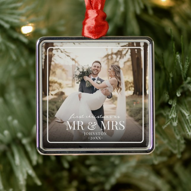 Ornamento De Metal Mr & Mrs First Chirstmas Boarder Custom Photo  (Árvore)