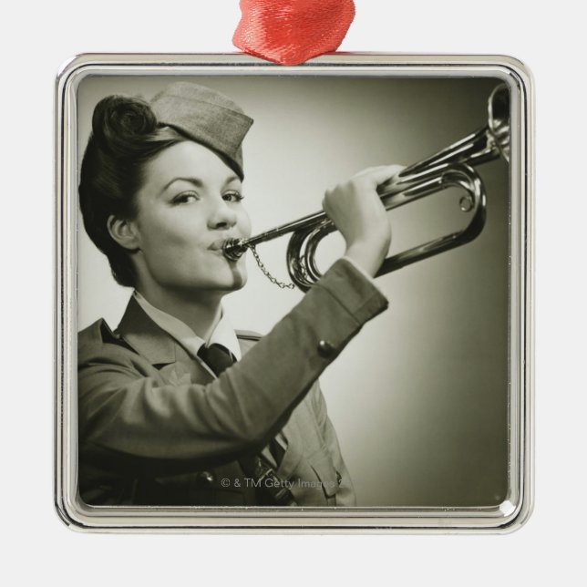 Ornamento De Metal Mulher no uniforme do soldado (Frente)