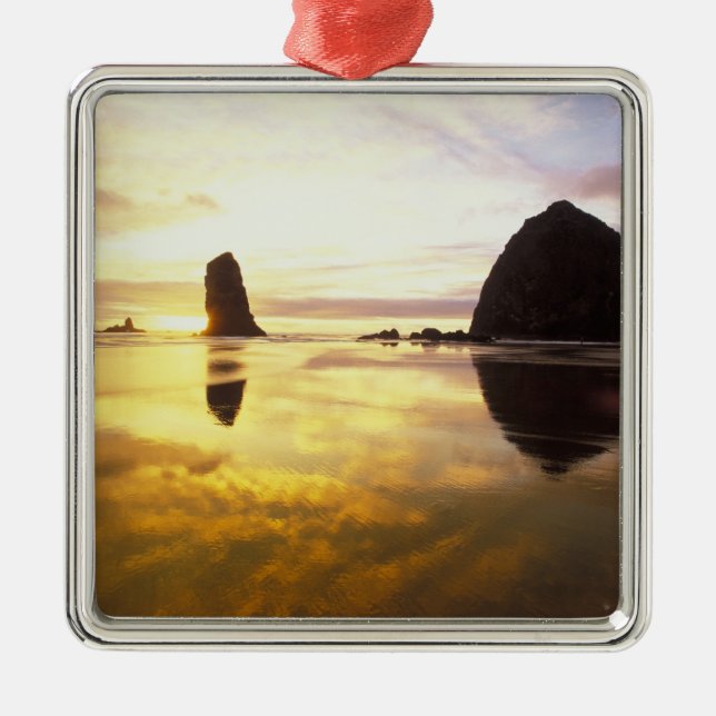 Ornamento De Metal N.A., EUA, Oregon, Pôr do sol na Cannon Beach com (Frente)