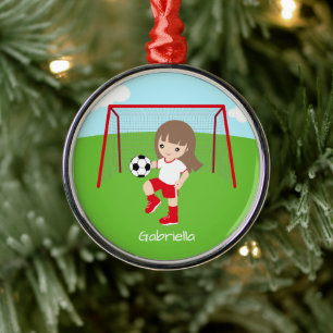 Ornamento De Metal Natal da Garota de Futebol Marrom personalizada