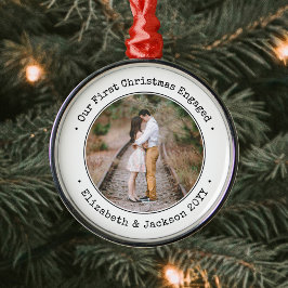 Ornamento De Metal Noivado Nosso Primeiro Natal Branco preto simples