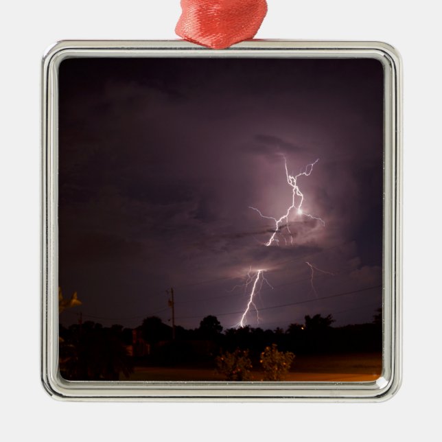 Ornamento De Metal Nuvens de tempestade noturnas (Frente)