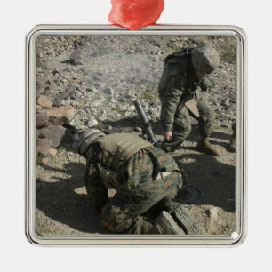 Ornamento De Metal O cobrir de Mortarmen suas orelhas e evita seus